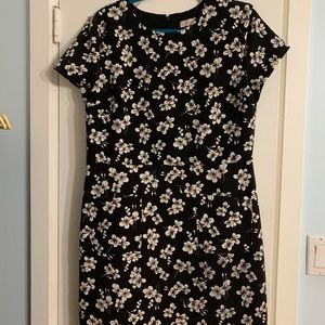 Loft flowered dress with pockets, size 14